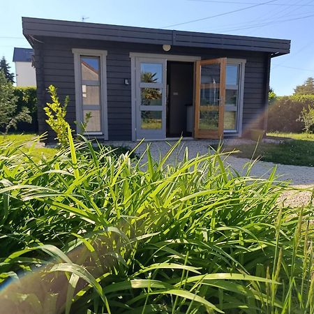 Tiny House Toute Equipee Avec Jardin Saint-Florent-sur-Cher Exteriör bild