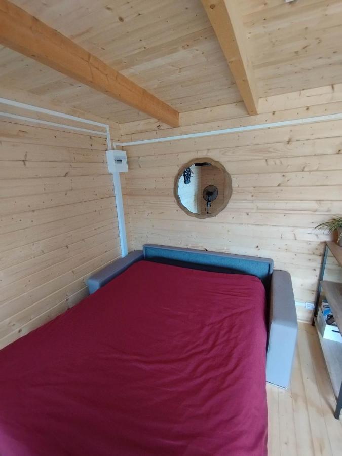Tiny House Toute Equipee Avec Jardin Saint-Florent-sur-Cher Exteriör bild